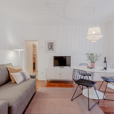 Typical Alfama Apartment, By Timecooler Лиссабон Экстерьер фото